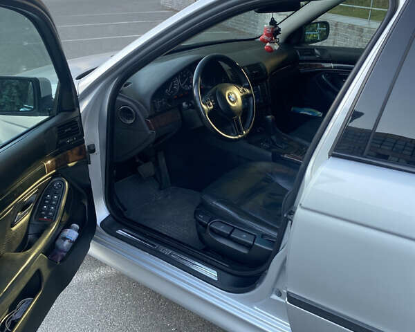 Серый БМВ 5 Серия, объемом двигателя 3 л и пробегом 313 тыс. км за 7000 $, фото 9 на Automoto.ua