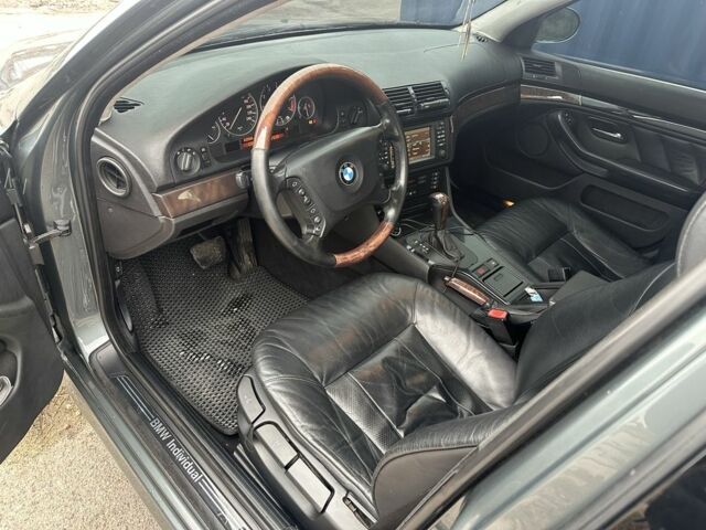 Серый БМВ 5 Серия, объемом двигателя 2.2 л и пробегом 445 тыс. км за 4900 $, фото 12 на Automoto.ua