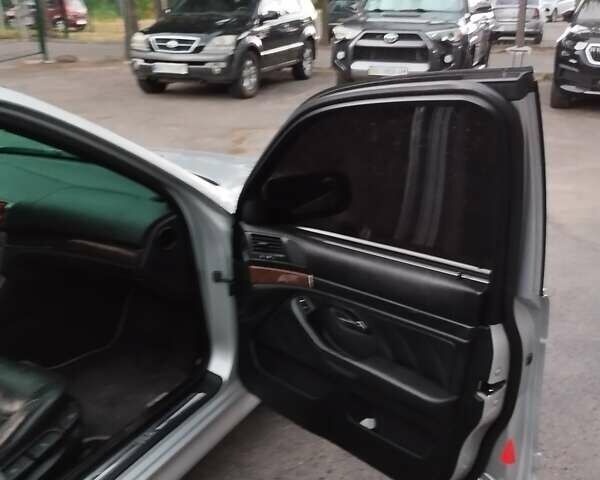 Серый БМВ 5 Серия, объемом двигателя 2.93 л и пробегом 380 тыс. км за 6500 $, фото 13 на Automoto.ua