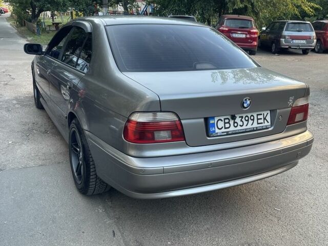 Серый БМВ 5 Серия, объемом двигателя 3 л и пробегом 318 тыс. км за 6850 $, фото 4 на Automoto.ua