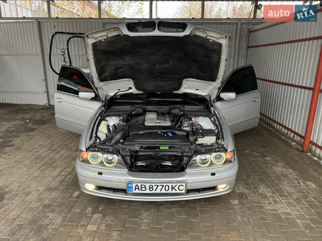 Сірий БМВ 5 Серія, об'ємом двигуна 2.93 л та пробігом 341 тис. км за 5400 $, фото 23 на Automoto.ua