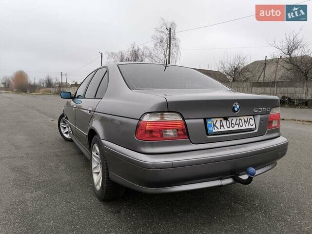 Серый БМВ 5 Серия, объемом двигателя 3 л и пробегом 680 тыс. км за 8200 $, фото 3 на Automoto.ua
