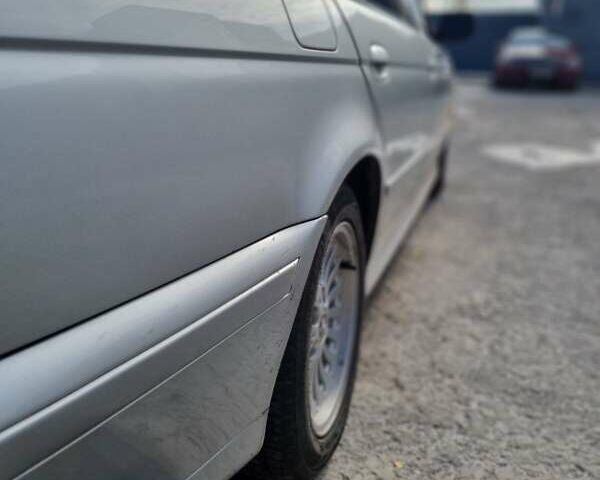 Серый БМВ 5 Серия, объемом двигателя 1.95 л и пробегом 282 тыс. км за 6500 $, фото 38 на Automoto.ua