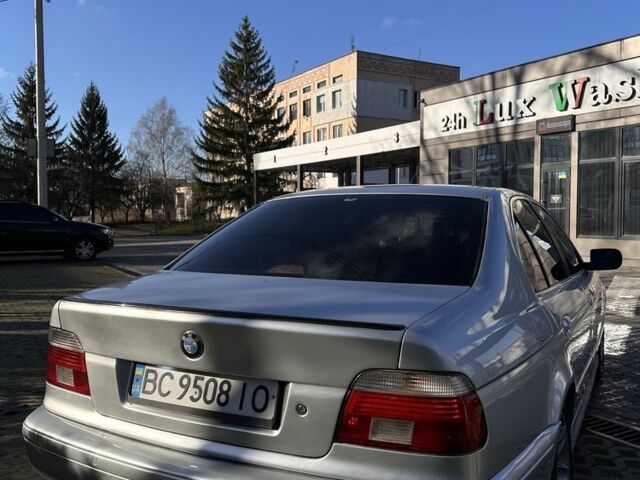 Серый БМВ 5 Серия, объемом двигателя 3 л и пробегом 380 тыс. км за 5899 $, фото 5 на Automoto.ua