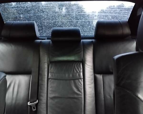 Серый БМВ 5 Серия, объемом двигателя 2.93 л и пробегом 380 тыс. км за 6500 $, фото 5 на Automoto.ua