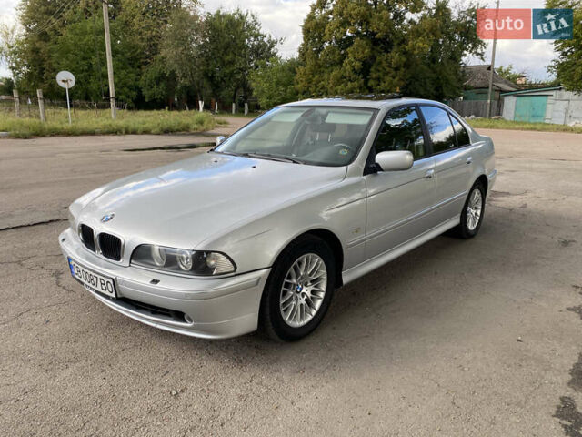 Серый БМВ 5 Серия, объемом двигателя 2.5 л и пробегом 330 тыс. км за 7500 $, фото 2 на Automoto.ua