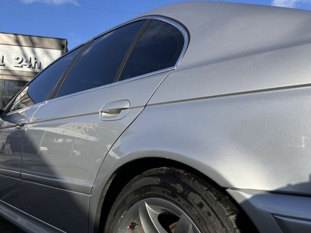 Серый БМВ 5 Серия, объемом двигателя 3 л и пробегом 380 тыс. км за 5899 $, фото 7 на Automoto.ua