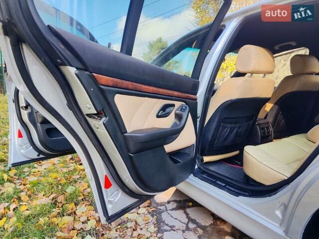 Сірий БМВ 5 Серія, об'ємом двигуна 2.5 л та пробігом 400 тис. км за 6000 $, фото 11 на Automoto.ua