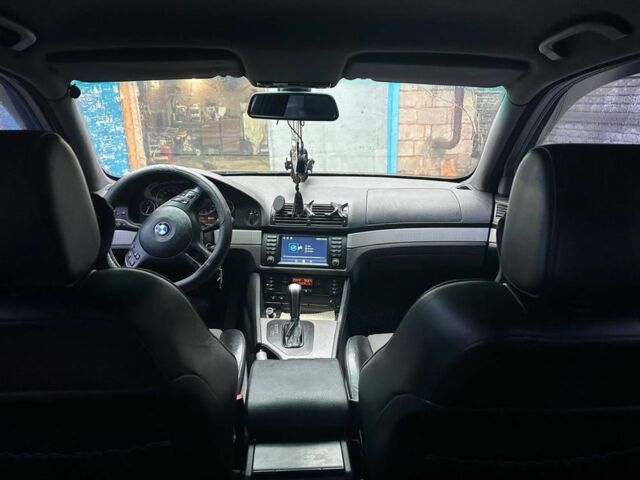 Серый БМВ 5 Серия, объемом двигателя 3 л и пробегом 318 тыс. км за 6850 $, фото 7 на Automoto.ua