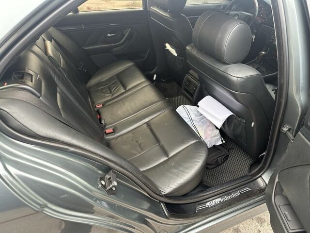 Серый БМВ 5 Серия, объемом двигателя 2.2 л и пробегом 445 тыс. км за 4900 $, фото 17 на Automoto.ua