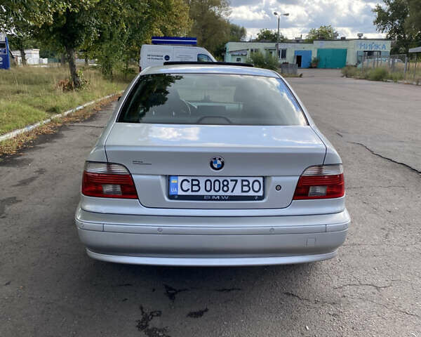 Серый БМВ 5 Серия, объемом двигателя 2.5 л и пробегом 330 тыс. км за 7500 $, фото 3 на Automoto.ua