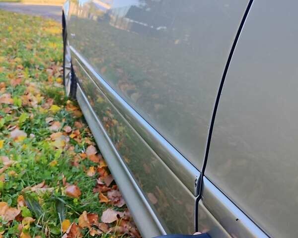 Сірий БМВ 5 Серія, об'ємом двигуна 2.5 л та пробігом 400 тис. км за 6000 $, фото 51 на Automoto.ua