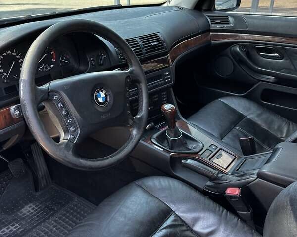 Сірий БМВ 5 Серія, об'ємом двигуна 4.4 л та пробігом 350 тис. км за 8400 $, фото 13 на Automoto.ua