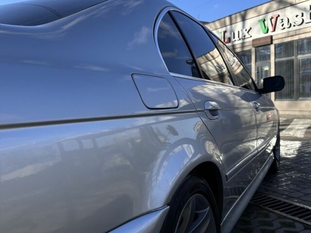 Серый БМВ 5 Серия, объемом двигателя 3 л и пробегом 380 тыс. км за 5899 $, фото 8 на Automoto.ua