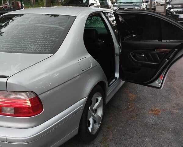 Серый БМВ 5 Серия, объемом двигателя 2.93 л и пробегом 380 тыс. км за 6500 $, фото 3 на Automoto.ua