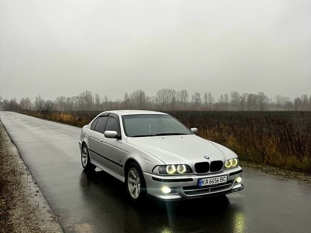 Серый БМВ 5 Серия, объемом двигателя 2.5 л и пробегом 335 тыс. км за 4500 $, фото 9 на Automoto.ua