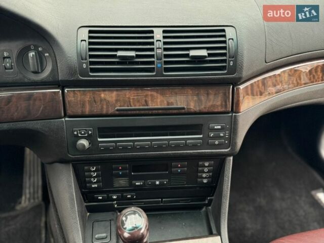 Серый БМВ 5 Серия, объемом двигателя 1.95 л и пробегом 377 тыс. км за 4650 $, фото 17 на Automoto.ua