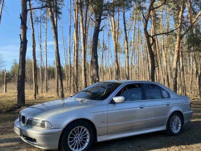 Серый БМВ 5 Серия, объемом двигателя 0 л и пробегом 322 тыс. км за 4999 $, фото 4 на Automoto.ua