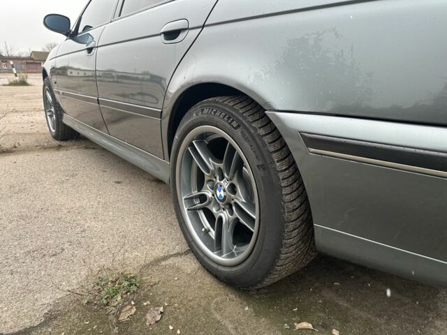 Серый БМВ 5 Серия, объемом двигателя 2.2 л и пробегом 445 тыс. км за 4900 $, фото 10 на Automoto.ua