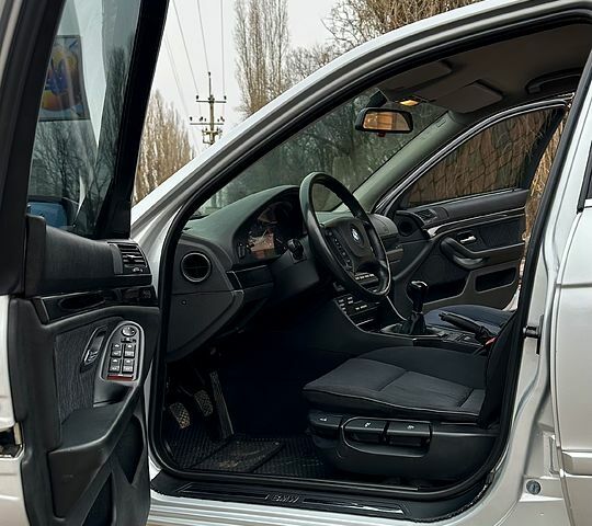 Серый БМВ 5 Серия, объемом двигателя 2 л и пробегом 340 тыс. км за 5599 $, фото 6 на Automoto.ua