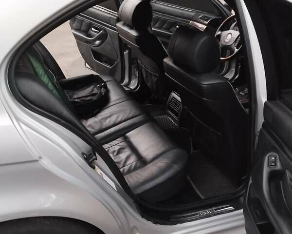 Серый БМВ 5 Серия, объемом двигателя 2.93 л и пробегом 380 тыс. км за 6500 $, фото 15 на Automoto.ua