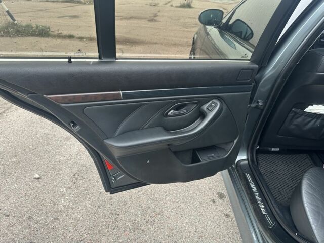 Серый БМВ 5 Серия, объемом двигателя 2.2 л и пробегом 445 тыс. км за 4900 $, фото 16 на Automoto.ua