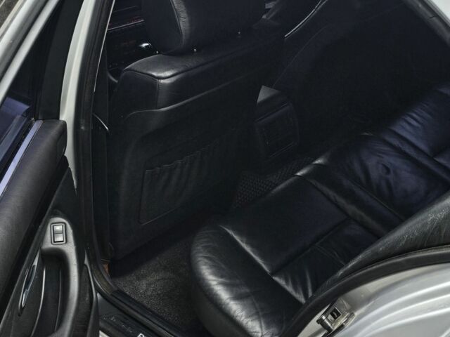 Сірий БМВ 5 Серія, об'ємом двигуна 2.2 л та пробігом 360 тис. км за 4900 $, фото 11 на Automoto.ua