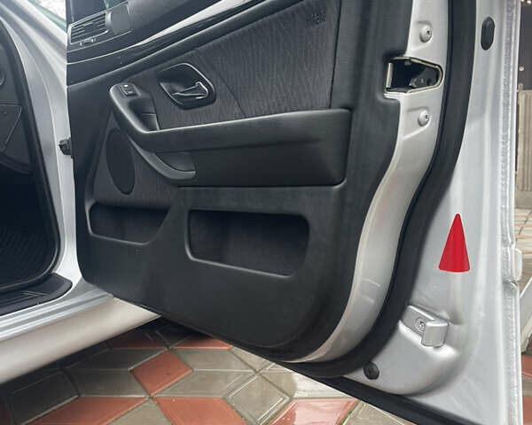 Серый БМВ 5 Серия, объемом двигателя 2.17 л и пробегом 280 тыс. км за 5200 $, фото 21 на Automoto.ua