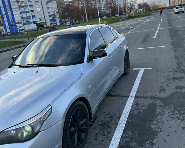 Серый БМВ 5 Серия, объемом двигателя 3 л и пробегом 317 тыс. км за 7800 $, фото 6 на Automoto.ua