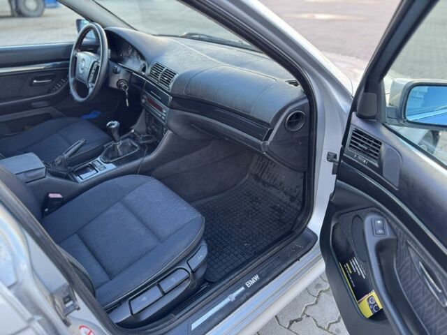 Сірий БМВ 5 Серія, об'ємом двигуна 2 л та пробігом 334 тис. км за 2650 $, фото 16 на Automoto.ua