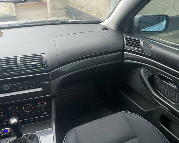 Серый БМВ 5 Серия, объемом двигателя 2.17 л и пробегом 280 тыс. км за 5200 $, фото 24 на Automoto.ua