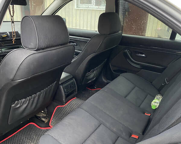 Серый БМВ 5 Серия, объемом двигателя 3 л и пробегом 440 тыс. км за 5399 $, фото 4 на Automoto.ua