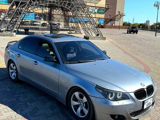 Серый БМВ 5 Серия, объемом двигателя 2.2 л и пробегом 300 тыс. км за 7200 $, фото 1 на Automoto.ua