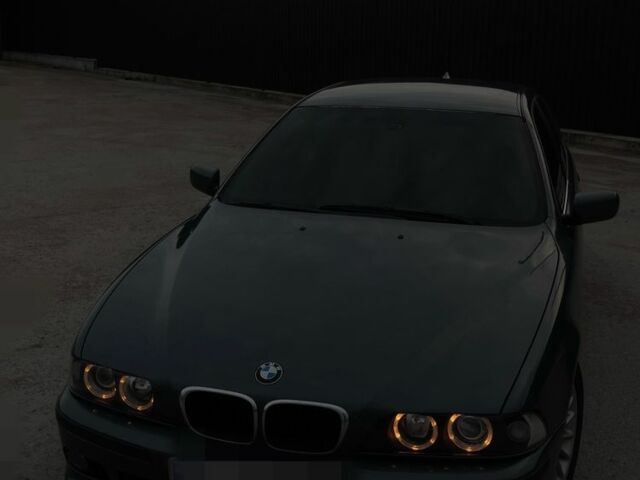 Серый БМВ 5 Серия, объемом двигателя 3 л и пробегом 400 тыс. км за 6400 $, фото 3 на Automoto.ua