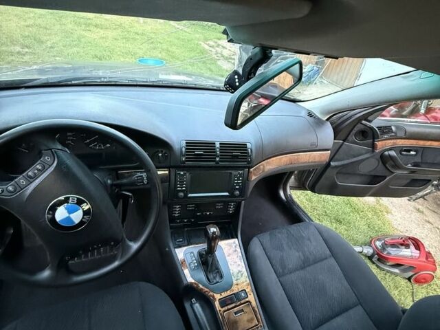 Серый БМВ 5 Серия, объемом двигателя 3 л и пробегом 330 тыс. км за 2764 $, фото 7 на Automoto.ua