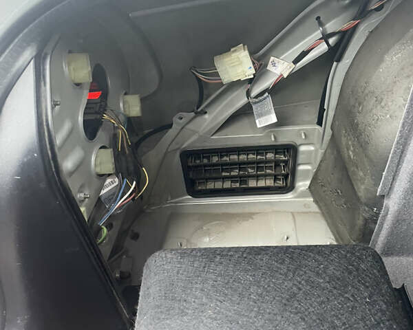 Серый БМВ 5 Серия, объемом двигателя 2.17 л и пробегом 280 тыс. км за 5200 $, фото 13 на Automoto.ua