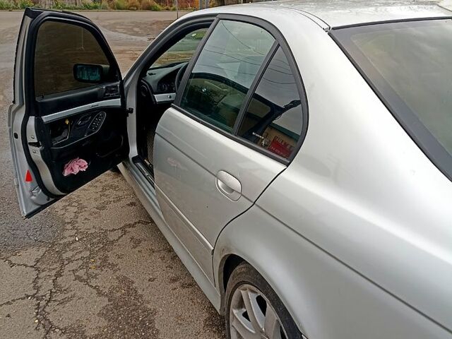 Серый БМВ 5 Серия, объемом двигателя 2.2 л и пробегом 0 тыс. км за 3500 $, фото 7 на Automoto.ua