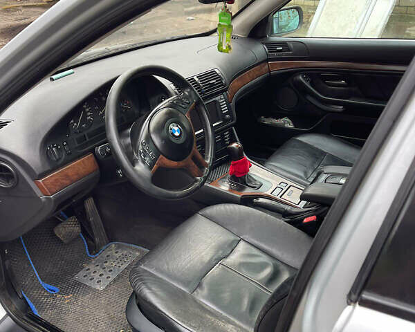 Сірий БМВ 5 Серія, об'ємом двигуна 2.93 л та пробігом 470 тис. км за 7000 $, фото 6 на Automoto.ua