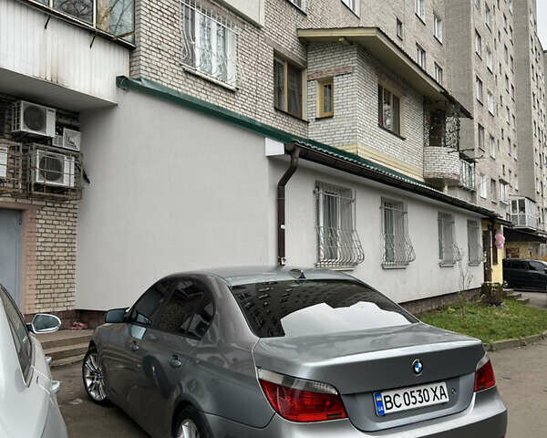 Сірий БМВ 5 Серія, об'ємом двигуна 3 л та пробігом 333 тис. км за 7500 $, фото 8 на Automoto.ua