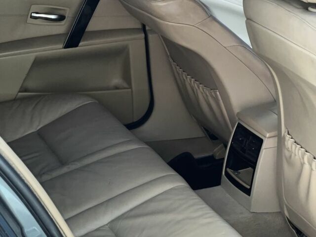 Сірий БМВ 5 Серія, об'ємом двигуна 3 л та пробігом 340 тис. км за 7499 $, фото 13 на Automoto.ua