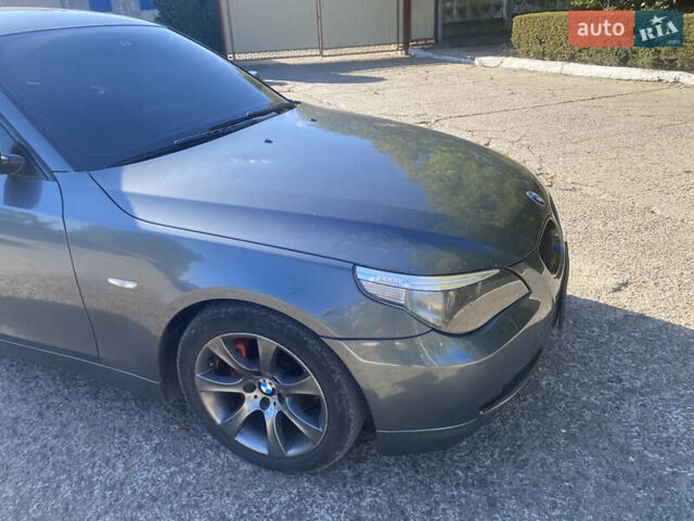 Серый БМВ 5 Серия, объемом двигателя 2.99 л и пробегом 381 тыс. км за 7850 $, фото 6 на Automoto.ua