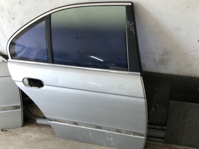 Сірий БМВ 5 Серія, об'ємом двигуна 2.5 л та пробігом 250 тис. км за 2010 $, фото 3 на Automoto.ua