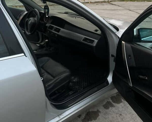 Сірий БМВ 5 Серія, об'ємом двигуна 3 л та пробігом 420 тис. км за 3950 $, фото 6 на Automoto.ua