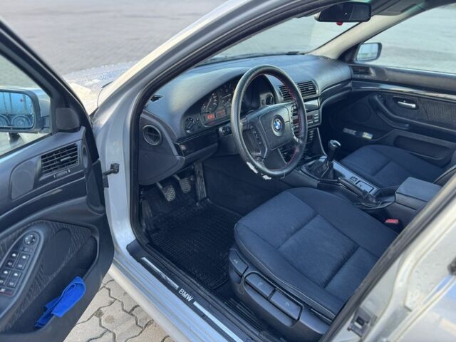 Сірий БМВ 5 Серія, об'ємом двигуна 2 л та пробігом 334 тис. км за 2650 $, фото 13 на Automoto.ua