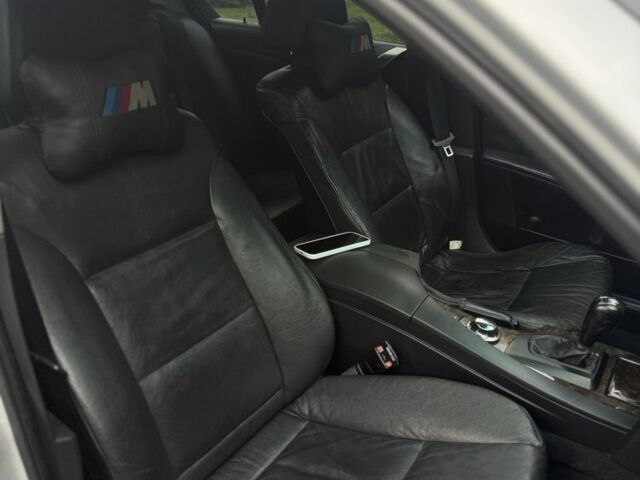 Серый БМВ 5 Серия, объемом двигателя 3 л и пробегом 311 тыс. км за 7700 $, фото 9 на Automoto.ua