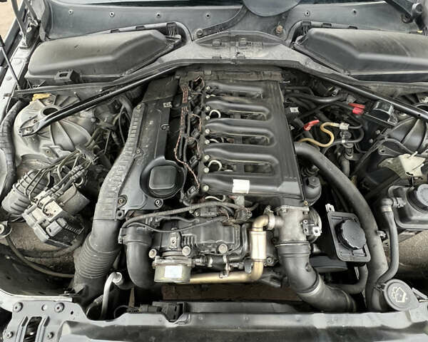 Сірий БМВ 5 Серія, об'ємом двигуна 3 л та пробігом 333 тис. км за 7500 $, фото 16 на Automoto.ua