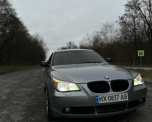 Серый БМВ 5 Серия, объемом двигателя 3 л и пробегом 345 тыс. км за 9500 $, фото 7 на Automoto.ua