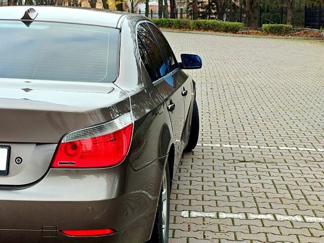 Сірий БМВ 5 Серія, об'ємом двигуна 3 л та пробігом 282 тис. км за 9000 $, фото 5 на Automoto.ua