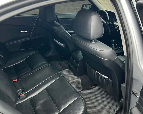 Сірий БМВ 5 Серія, об'ємом двигуна 3 л та пробігом 333 тис. км за 7500 $, фото 12 на Automoto.ua