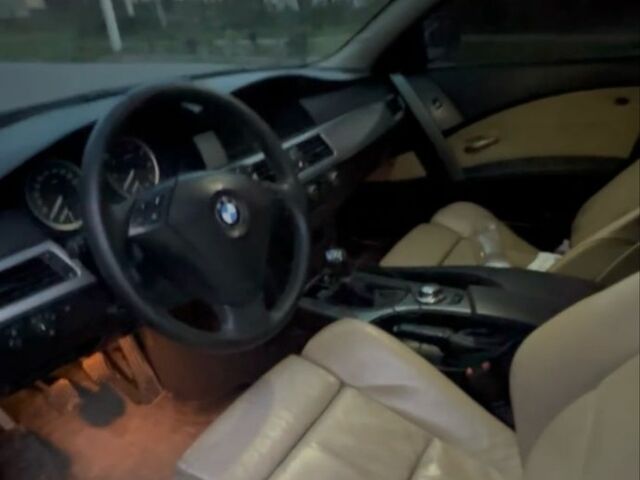 Серый БМВ 5 Серия, объемом двигателя 2.2 л и пробегом 350 тыс. км за 4100 $, фото 1 на Automoto.ua